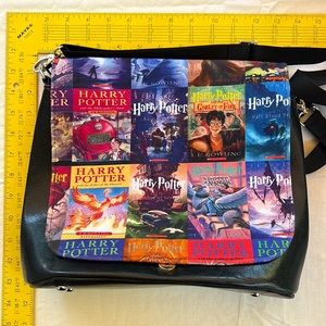Original Athena bag Top Notch by Design Harry Potter book covers